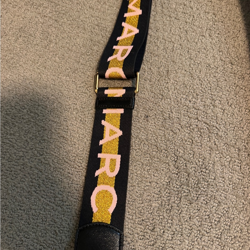 Marc Jacobs Black Crossbody Camera Bag with Gold Hardware - Picture 2 of 4